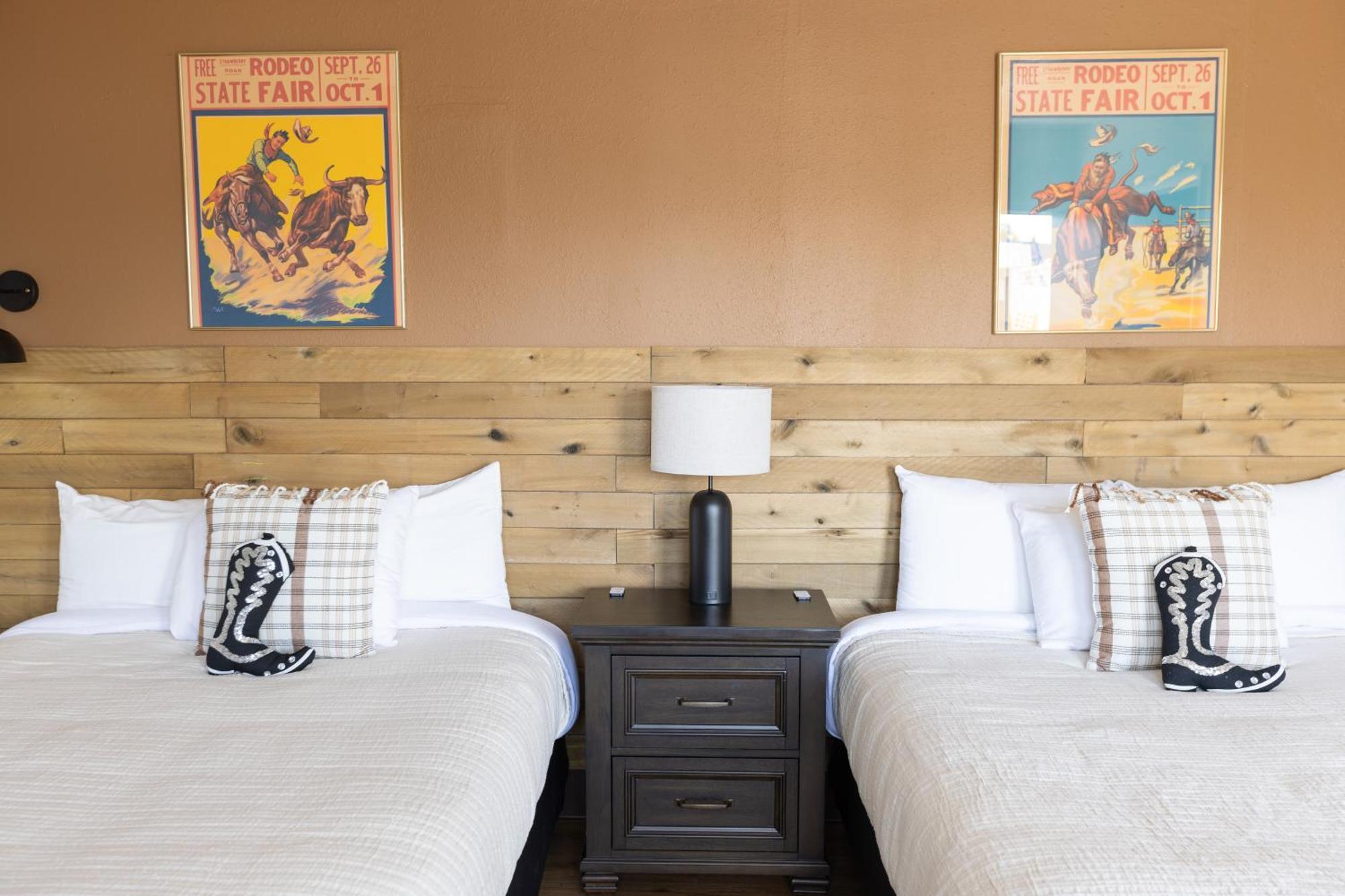 The Golden Spur Hotel Panguitch Camera foto